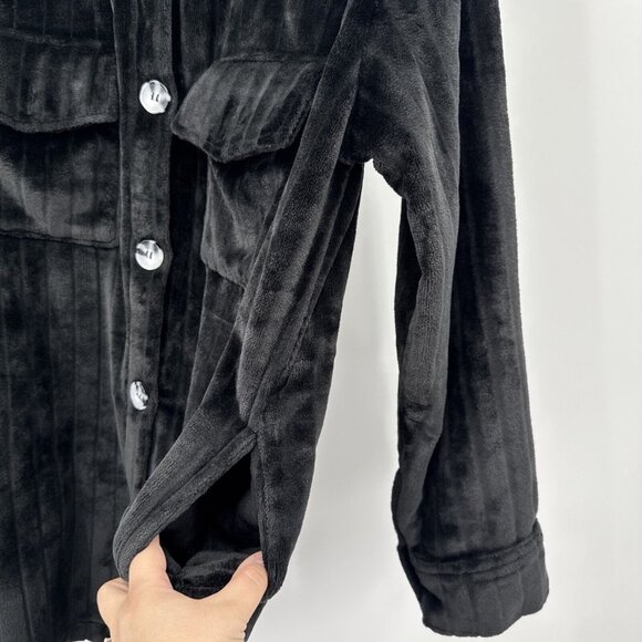Softies Button Down Embossed Shacket Plush Shirt Jacket size S Black NEW Sample - Picture 6 of 7